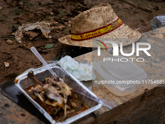 Volunteers deliver food in Benetusser, Spain, on november 08, 2024, due to the flood (