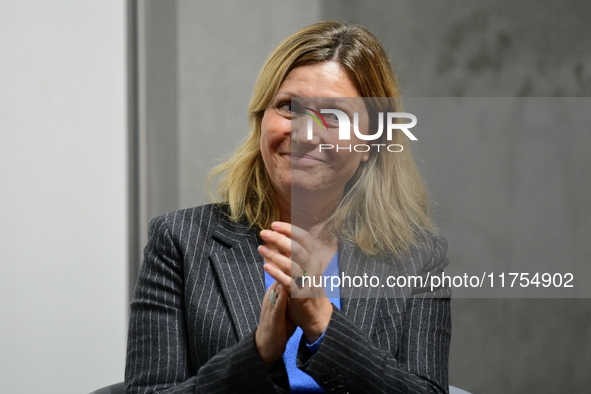 Mrs. Yael Braun Pivet, President of the National Assembly, speaks with students from the Poli Gones association at Jean Moulin Lyon 3 Univer...