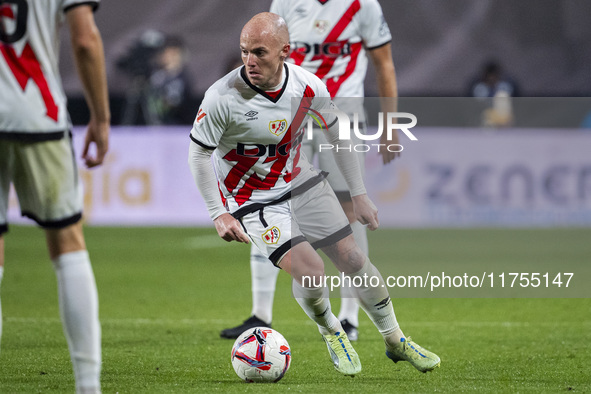 Isi Palazon of Rayo Vallecano is in action with the ball during the La Liga EA Sports 2024/25 football match between Rayo Vallecano and UD L...