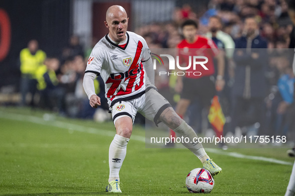 Isi Palazon of Rayo Vallecano is in action with the ball during the La Liga EA Sports 2024/25 football match between Rayo Vallecano and UD L...