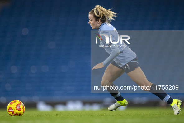 Lauren Hemp #11 of Manchester City W.F.C. is in action during the Barclays FA Women's Super League match between Manchester City and Tottenh...