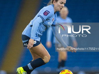 Lauren Hemp #11 of Manchester City W.F.C. is in action during the Barclays FA Women's Super League match between Manchester City and Tottenh...