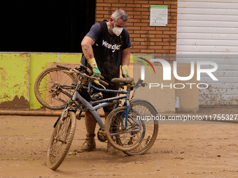 Devastating scenes occur during the Massanassa flood in Massanassa, Spain, on november 08,2024. (