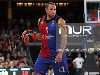 Justin Anderson plays during the match between FC Barcelona and Baskonia Vitoria-Gasteiz, corresponding to week 8 of the Turkish Airlines Eu...