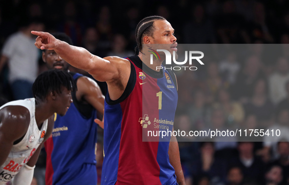 Justin Anderson plays during the match between FC Barcelona and Baskonia Vitoria-Gasteiz, corresponding to week 8 of the Turkish Airlines Eu...