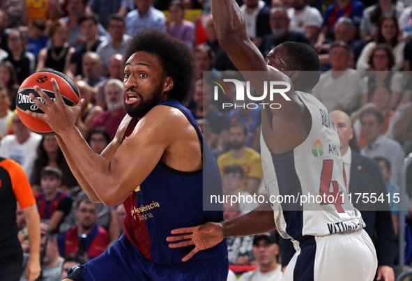 Jabari Parker and Kamar Baldwin play during the match between FC Barcelona and Baskonia Vitoria-Gasteiz, corresponding to week 8 of the Turk...