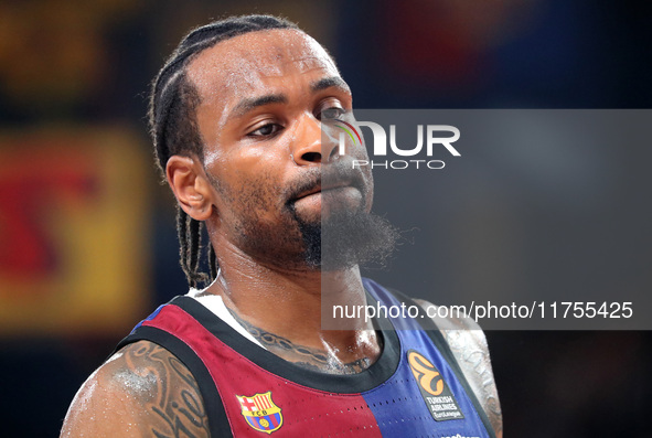 Kevin Punter plays during the match between FC Barcelona and Baskonia Vitoria-Gasteiz, corresponding to week 8 of the Turkish Airlines Eurol...