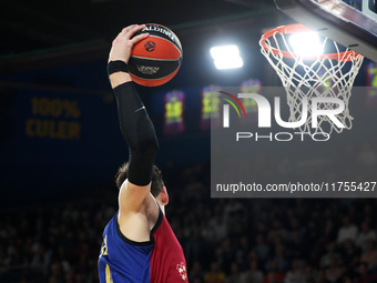 Jan Vesely plays during the match between FC Barcelona and Baskonia Vitoria-Gasteiz, corresponding to week 8 of the Turkish Airlines Eurolea...