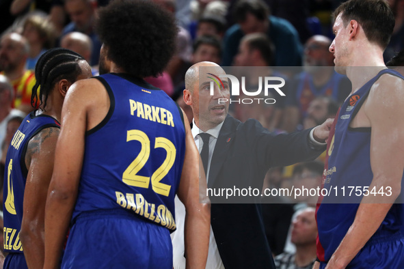 Joan Penarroya coaches during the match between FC Barcelona and Baskonia Vitoria-Gasteiz, corresponding to week 8 of the Turkish Airlines E...