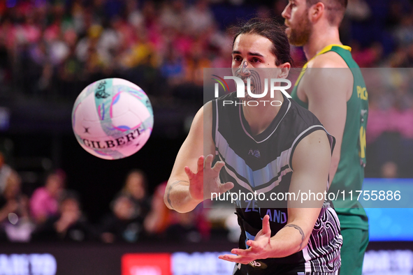 Te Matahiapo Hynes of New Zealand catches the ball during the Fast5 Netball World Series match between New Zealand and Australia in Christch...