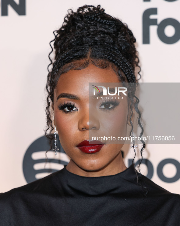 Elaine arrives at the 3rd Annual Femme It Forward 'Give Her FlowHERS' Awards Gala 2024 held at The Beverly Hilton Hotel on November 8, 2024...