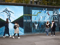  People visit East Side Gallery a day ahead of the 35th anniversary of the fall of the Berlin Wall. Berlin, Germany on 8 November, 2024. (