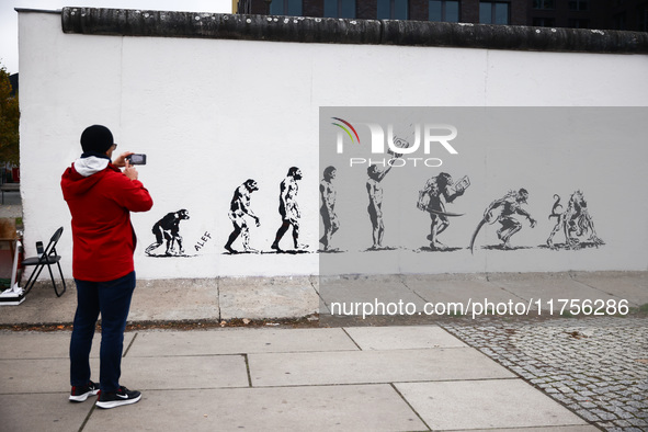 East Side Gallery a day ahead of the 35th anniversary of the fall of the Berlin Wall. Berlin, Germany on 8 November, 2024. 