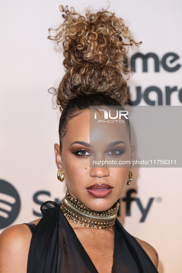 Amanda Reifer arrives at the 3rd Annual Femme It Forward 'Give Her FlowHERS' Awards Gala 2024 held at The Beverly Hilton Hotel on November 8...