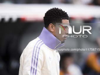 Jude Bellingham of Real Madrid participates in the La Liga 2024/25 match between Real Madrid and Osasuna at Santiago Bernabeu Stadium in Mad...