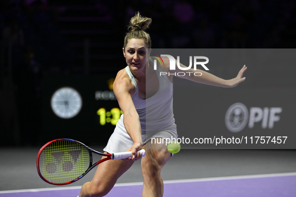 RIYADH, SAUDI ARABIA - NOVEMBER 09: Gabriela Dabrowski of Canada playing with Erin Routliffe of New Zealand during the Final match against K...