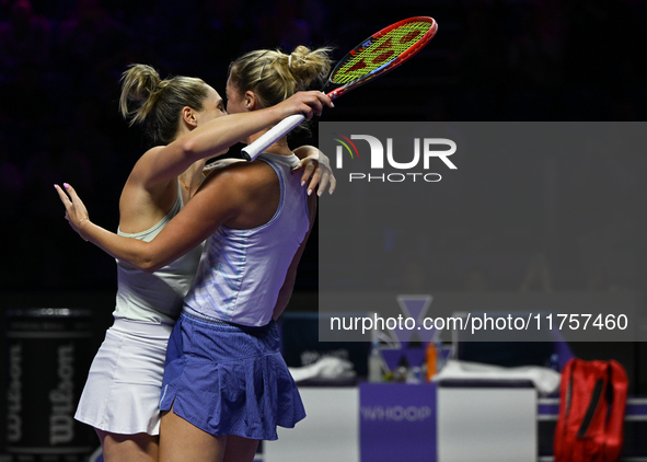 RIYADH, SAUDI ARABIA - NOVEMBER 09: Gabriela Dabrowski (L) of Canada and Erin Routliffe (R) of New Zealand celebrate after winning the Final...