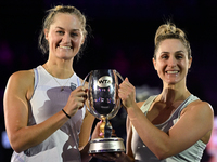 RIYADH, SAUDI ARABIA - NOVEMBER 09: Gabriela Dabrowski (R) of Canada and Erin Routliffe (L) of New Zealand with the Trophy at the Awards Cer...