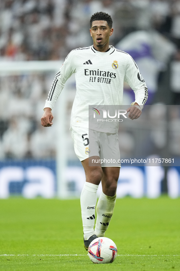 Jude Bellingham central midfield of Real Madrid and England during the La Liga match between Real Madrid CF and CA Osasuna at Estadio Santia...