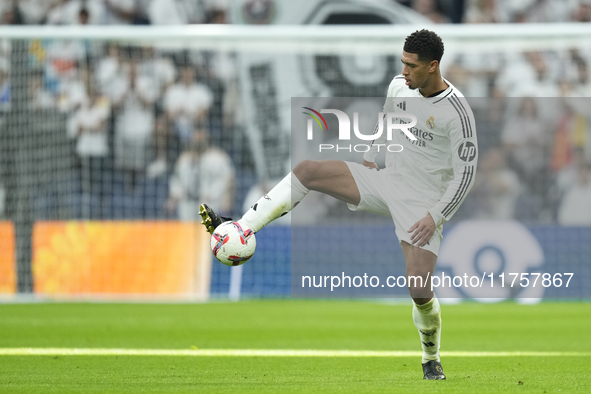 Jude Bellingham central midfield of Real Madrid and England during the La Liga match between Real Madrid CF and CA Osasuna at Estadio Santia...