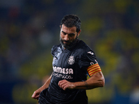 Raul Albiol of Villarreal CF is in action during the LaLiga EA Sports match between Villarreal CF and Deportivo Alaves at Estadio de la Cera...