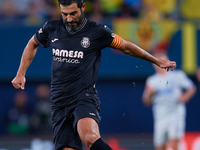 Raul Albiol of Villarreal CF is in action during the LaLiga EA Sports match between Villarreal CF and Deportivo Alaves at Estadio de la Cera...