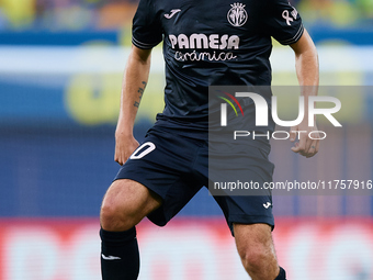 Dani Parejo of Villarreal CF is in action during the LaLiga EA Sports match between Villarreal CF and Deportivo Alaves at Estadio de la Cera...