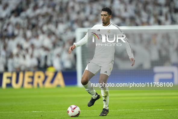 Jude Bellingham central midfield of Real Madrid and England during the La Liga match between Real Madrid CF and CA Osasuna at Estadio Santia...