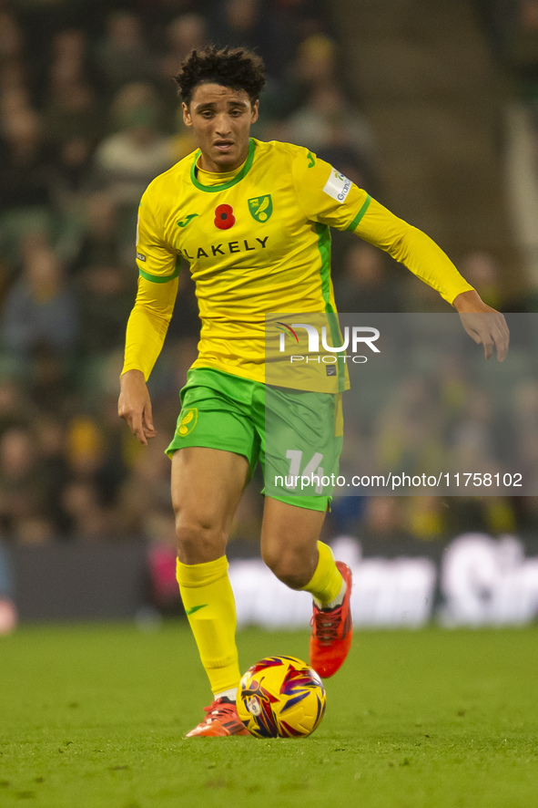 Ben Chrisene of Norwich City is on the ball during the Sky Bet Championship match between Norwich City and Bristol City at Carrow Road in No...