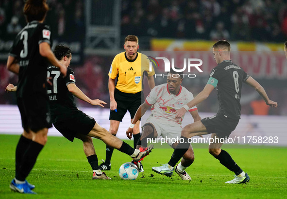 Loïs Openda of Leipzig  controls the ball during the Bundesliga match between RB Leipzig and Borussia Mönchengladbach at Red Bull arena, Lei...