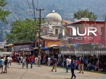 Bhutia Bazaar (Tibetan Market) in Nainital, Uttarakhand, India, on April 19, 2024, is located by Naini Lake and is close to the Sikh Gurudwa...