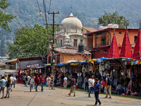 Bhutia Bazaar (Tibetan Market) in Nainital, Uttarakhand, India, on April 19, 2024, is located by Naini Lake and is close to the Sikh Gurudwa...