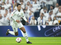 Jude Bellingham central midfield of Real Madrid and England in action during the La Liga match between Real Madrid CF and CA Osasuna at Esta...