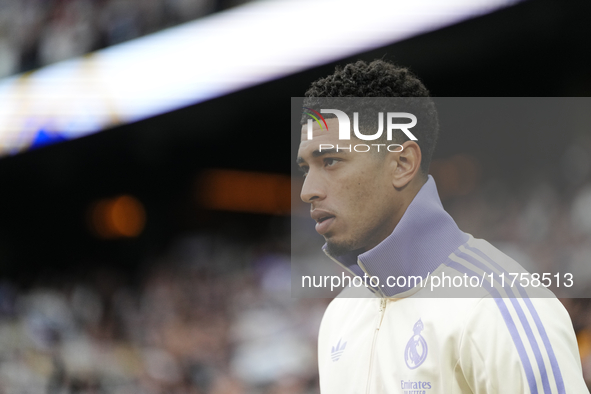 Jude Bellingham central midfield of Real Madrid and England  prior the La Liga match between Real Madrid CF and CA Osasuna at Estadio Santia...