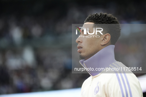 Jude Bellingham central midfield of Real Madrid and England  prior the La Liga match between Real Madrid CF and CA Osasuna at Estadio Santia...