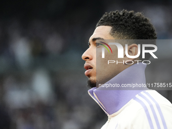 Jude Bellingham central midfield of Real Madrid and England  prior the La Liga match between Real Madrid CF and CA Osasuna at Estadio Santia...