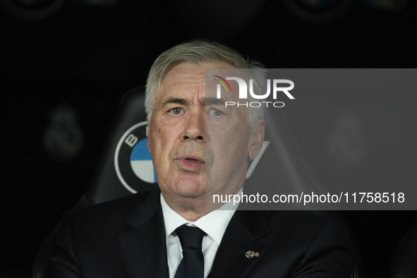 Carlo Ancelotti head coach of Real Madrid sitting on the bench prior the La Liga match between Real Madrid CF and CA Osasuna at Estadio Sant...