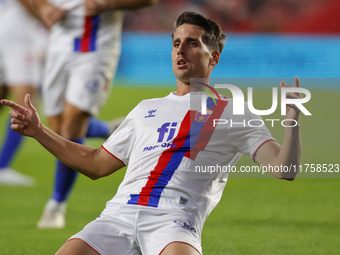 Ortuno of CD Eldense scores the second goal for his team during the LaLiga Hypermotion match between Granada CF and CD Eldense at Nuevo Los...