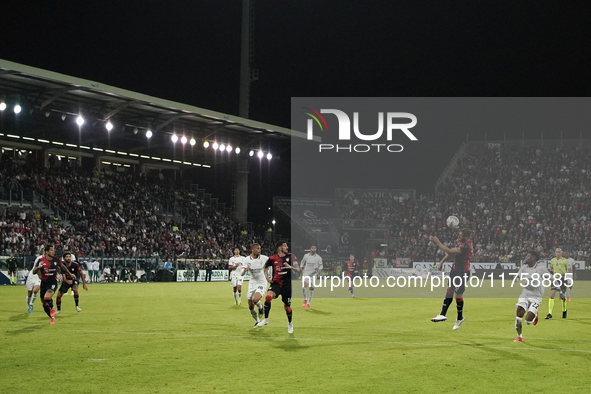 Leonardo Pavoletti (#29 Cagliari Calcio) participates in the Serie A TIM match between Cagliari Calcio and AC Milan in Italy on November 9,...