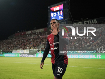 Nicolas Viola (#10 Cagliari Calcio) participates in the Serie A TIM match between Cagliari Calcio and AC Milan in Italy on November 9, 2024....