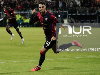 Nadir Zortea (#19 Cagliari Calcio) celebrates during the Serie A TIM match between Cagliari Calcio and AC Milan in Italy on November 9, 2024...