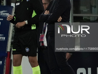 Davide Nicola coaches Cagliari Calcio during the Serie A TIM match between Cagliari Calcio and AC Milan in Italy on November 9, 2024 (