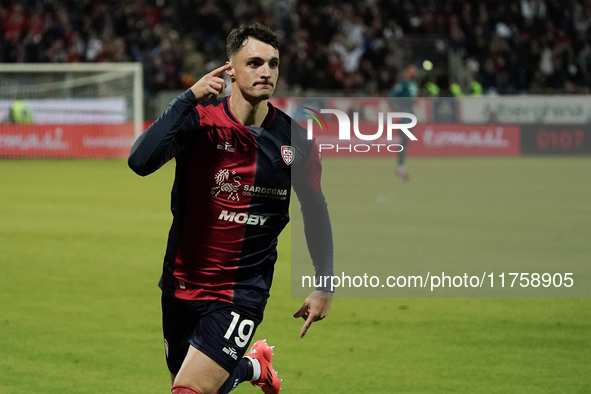 Nadir Zortea (#19 Cagliari Calcio) celebrates during the Serie A TIM match between Cagliari Calcio and AC Milan in Italy on November 9, 2024...