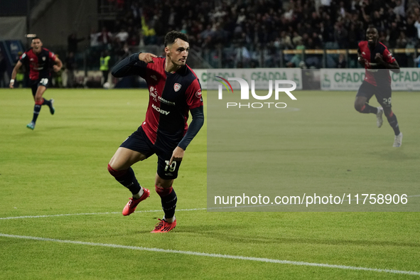 Nadir Zortea (#19 Cagliari Calcio) celebrates during the Serie A TIM match between Cagliari Calcio and AC Milan in Italy on November 9, 2024...