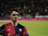 Nadir Zortea (#19 Cagliari Calcio) celebrates during the Serie A TIM match between Cagliari Calcio and AC Milan in Italy on November 9, 2024...