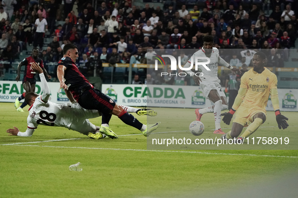 Roberto Piccoli (#91 Cagliari Calcio) participates in the Serie A TIM match between Cagliari Calcio and AC Milan in Italy on November 9, 202...