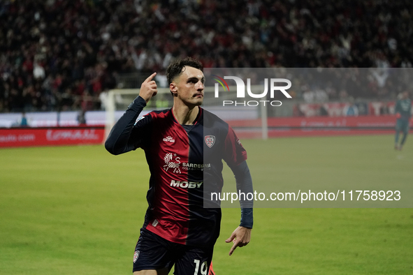 Nadir Zortea (#19 Cagliari Calcio) celebrates during the Serie A TIM match between Cagliari Calcio and AC Milan in Italy on November 9, 2024...