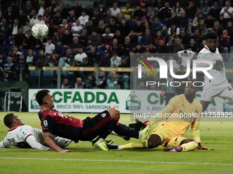 Roberto Piccoli (#91 Cagliari Calcio) participates in the Serie A TIM match between Cagliari Calcio and AC Milan in Italy on November 9, 202...