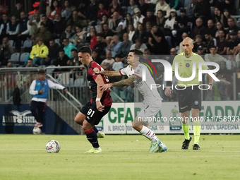 Roberto Piccoli (#91 Cagliari Calcio) participates in the Serie A TIM match between Cagliari Calcio and AC Milan in Italy on November 9, 202...