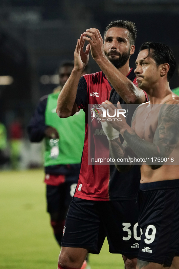 The team of Cagliari celebrates during the Serie A TIM match between Cagliari Calcio and AC Milan in Italy on November 9, 2024. 